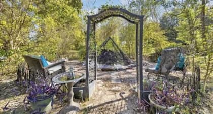 English Cottage Retreat