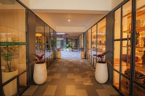 รูปภาพที่ไม่ได้จัดประเภท, 2 จาก 18, ปุ่ม