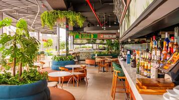 Bar (en la propiedad)