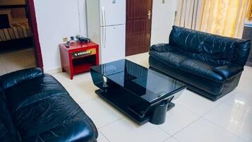 Classic Double or Twin Room, Balcony, Hill View | Living area