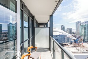 Design Room | Balcony view - Endale Entertainment District (Toronto)