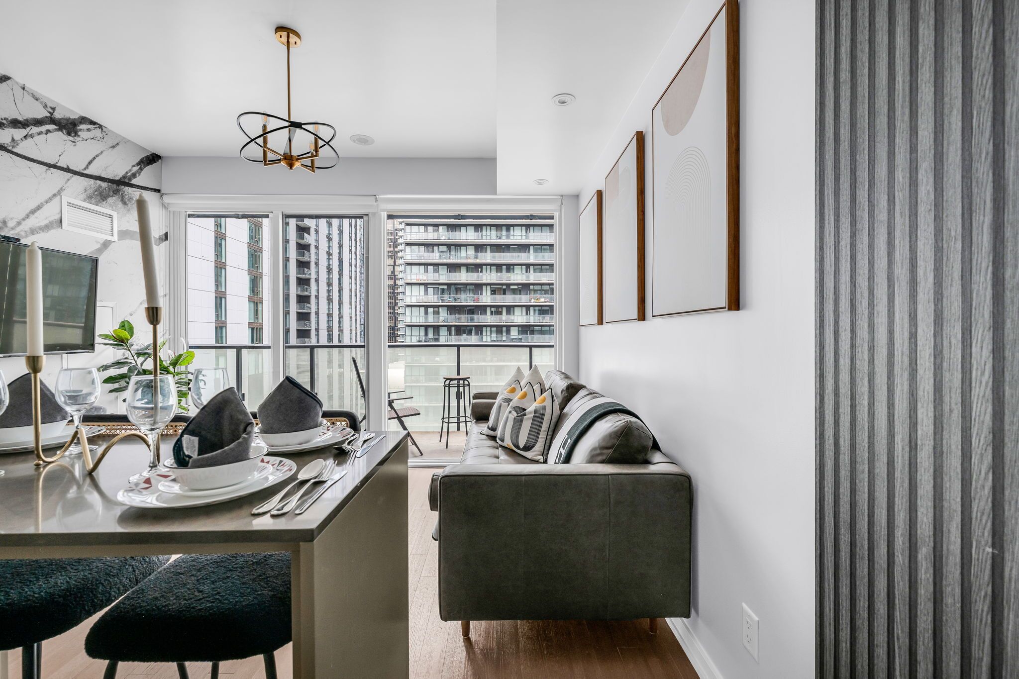 Comfort Suite, City View | Ruang tamu