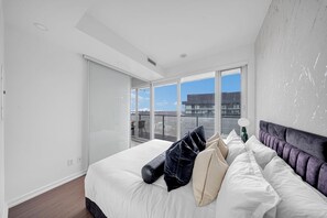 Comfort Suite, City View