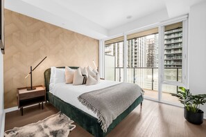 Tabla de planchar con plancha y wifi gratis 