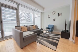 Deluxe Room, Balcony, City View