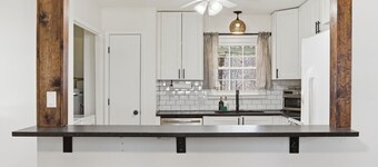 Handlebar Hideout, Minutes to Oz Bike Park