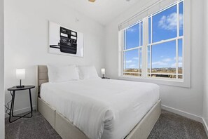 1 bedroom, WiFi - Peaceful Retreat | City Views, Close to Broadway (Nashville)