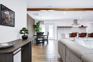 Luokittelematon kuva, 4 kautta 38, painike