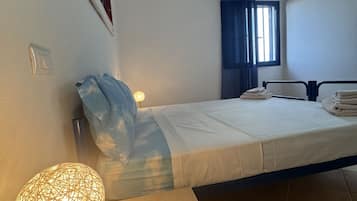 2 bedrooms, desk, iron/ironing board