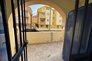 Interior - Comfortable Ground Floor Private Patio (Santa Maria)