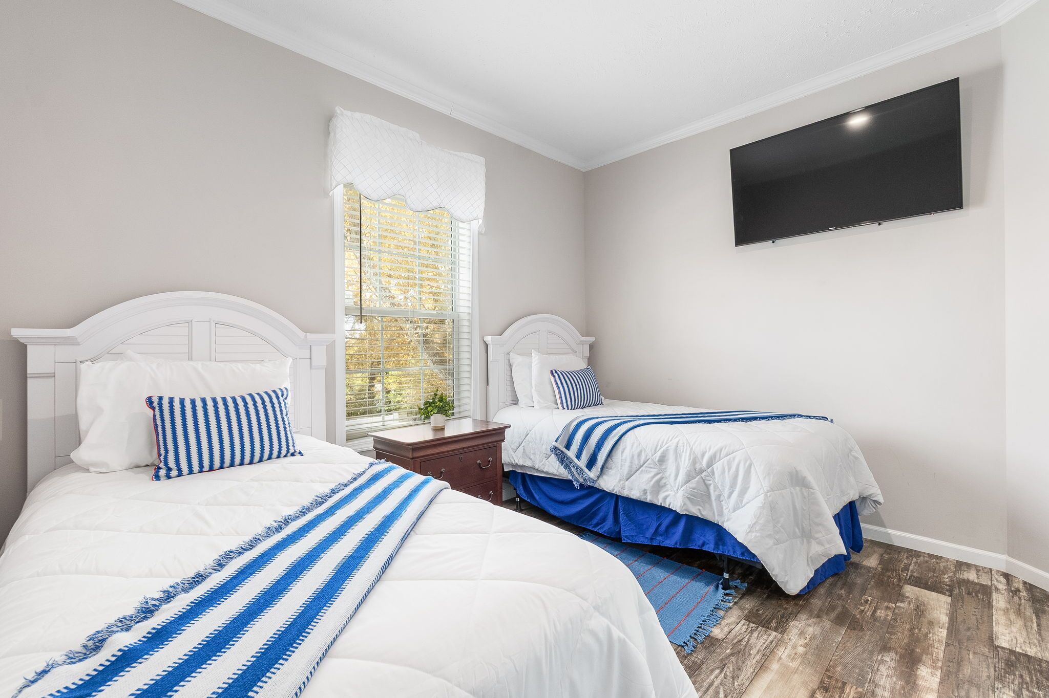 3 多间卧室、熨斗/熨衣板、WiFi、床单