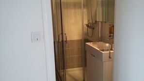 Hair dryer, towels, toilet paper - Dream stay in a single-storey f2 apartment in a residential area (Saint-Ismier)