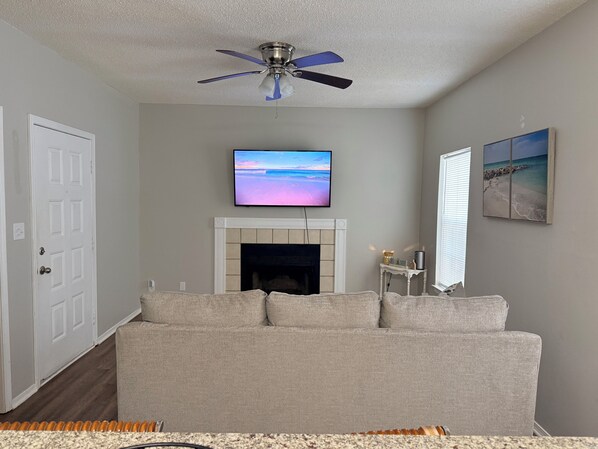 Luokittelematon kuva, 1 kautta 21, painike