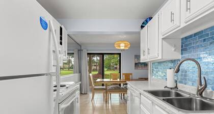 Budget Friendly ~Pets Welcome--Seascape Resort Unit 33A