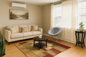 Business Suite | Living area