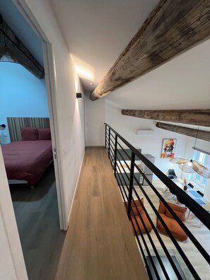 3 chambres, fer et planche à repasser, Wi-Fi, draps fournis