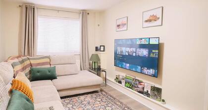 City Centre Apartment Beside The City Walls