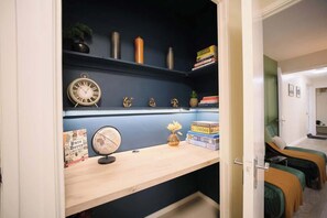 Interior - City Centre Apartment Beside The City Walls (Londonderry)