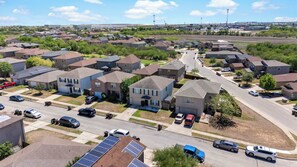 Exterior - Spacious 3BR Getaway, Near Downtown & Ft Sam (San Antonio)