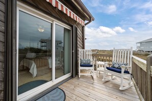 Property grounds - Beach, Ocean & Sound Views | Villa de Mer (North Topsail Beach)