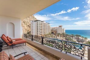 Unclassified image, 5 of 10, button - 7-Night Luxury Stay in Cabo
Grand Solmar Land’s End 5 Star Resort & Spa (Cabo San Lucas)