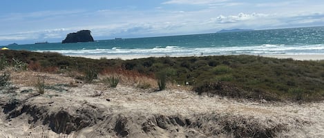 Tæt på stranden