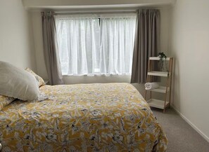 2 habitaciones, escritorio, wifi y ropa de cama