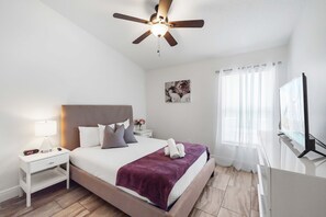 4 Schlafzimmer, Bügeleisen/Bügelbrett, WLAN, Bettwäsche