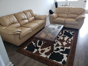 Luokittelematon kuva, 5 kautta 10, painike