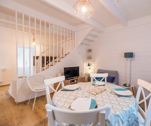 Dining - Charming house in Perros-Guirec & private parking (Perros-Guirec)