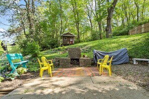 Property grounds - Liberty Groups, Pets, King Beds (Liberty)