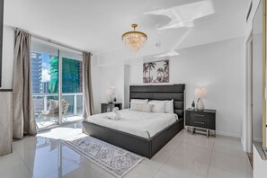 1 bedroom, desk, iron/ironing board, travel cot - Miami Getaway | Icon Brickell 1BR in Downtown (Miami)