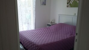1 chambre, accès Internet, draps fournis