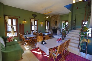 Unclassified image, 3 of 41, button - İkiz Konaklar (Şirince)