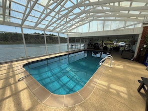 Unclassified image, 2 of 59, button