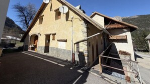Unclassified image, 4 of 15, button - 1st floor, tv, ski locker, 47m², Serre Chevalier (La Salle-les-Alpes)