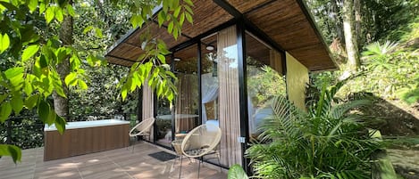 Comfort Suite, Balcony, Mountain View | Terrace/patio