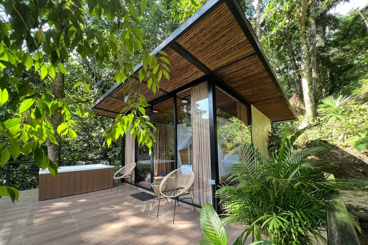 Comfort Suite, Balcony, Mountain View | In-room safe, blackout curtains, soundproofing