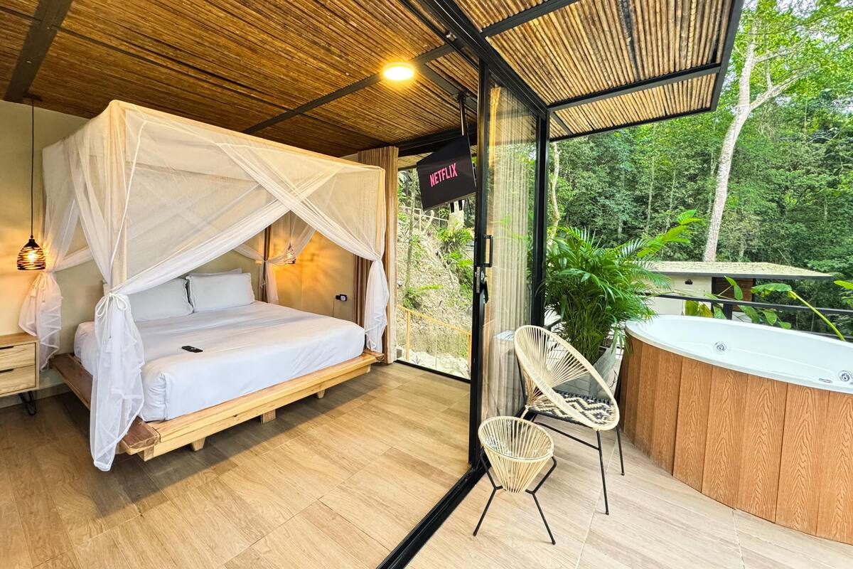 Comfort Suite, Balcony, Mountain View | In-room safe, blackout curtains, soundproofing