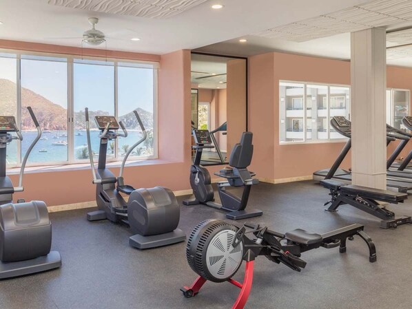 Unclassified image, 1 of 19, button