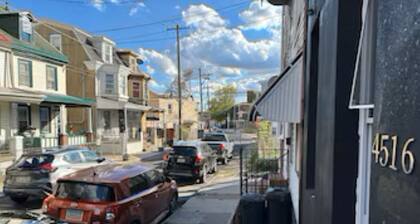 Charming 6-bedroom bed & breakfast in fabulous Philadelphia with WiFi