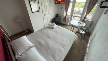 1 dormitorio, wifi gratis, ropa de cama