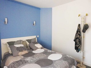 2 bedrooms, Internet