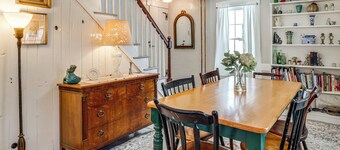 Historic 1820s Homestead on Battenkill River!