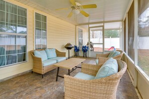 Terrace/patio - 11 Mi to Savannah! Suburban Home w/ Spacious Yard (Pooler)