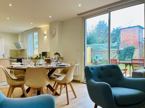 Le Colombier du Val - Cosy house 3 bedrooms | Enclosed garden - BBQ - Chickens - LPO - Wifi