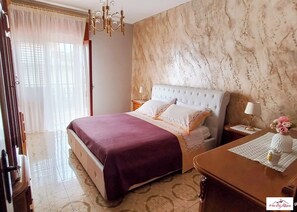 2 bedrooms, iron/ironing board, WiFi, bed sheets - Montegrappa House - between Etna and the Sea with private parking (Zafferana Etnea)