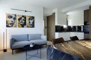 Botó d’imatge sense classificar, 5 de 10