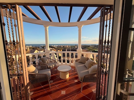 Áreas de la propiedad. CASABA - Boutique - Torre del Mar