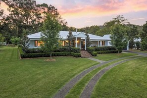 Exterior - 'Ksara' - 4-Bedroom Garden Retreat Near Berry (Berry)